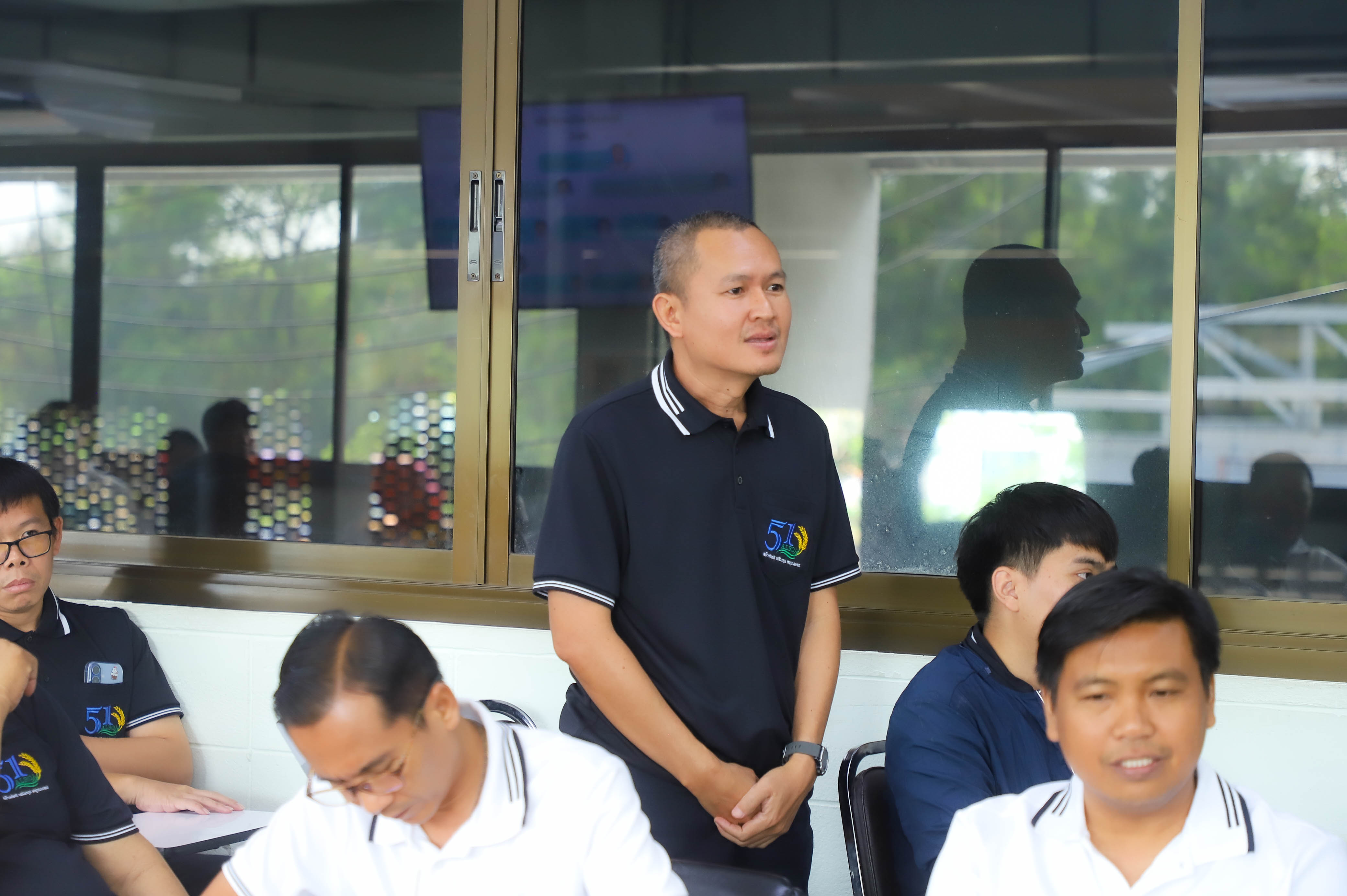 title - รองเลขาฯ ส.ป.ก. ลงพื้นที่มอบนโยบายการดำเนินงานแก่ สพป. พร้อมทั้งตรวจเยี่ยม ส.ป.ก.ปทุมธานี